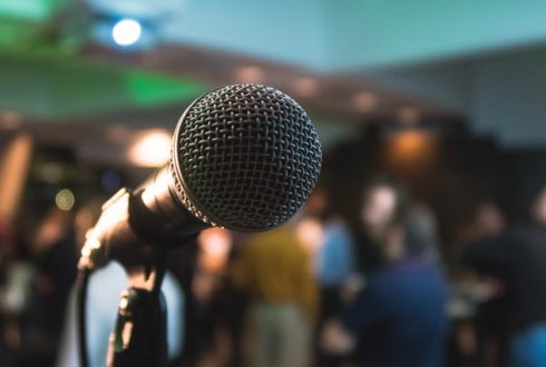 How Public Speaking Course Help Your Kid To Communicate?